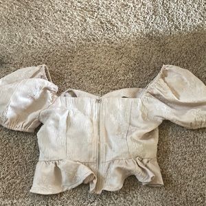 Forever 21, small, zipper, a bit cropped, ruffled sleeves, brand new